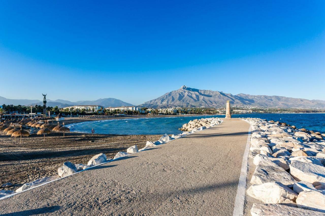 マルベーリャBy Riva - Amazing View, Studio In Medina Garden Of Puerto Banusアパートメント エクステリア 写真